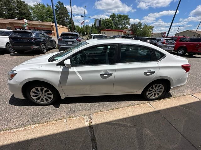 Used 2016 Nissan Sentra SV w/ Style Package FWD image 4
