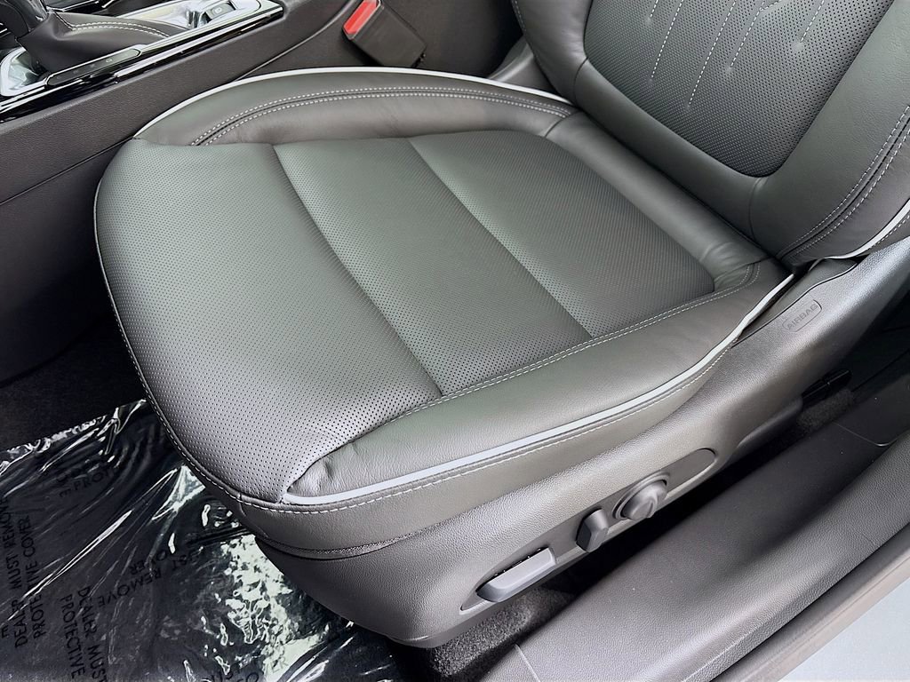 New 2026 Buick Encore GX Avenir w/ Avenir Technology Package AWD/4WD image 19