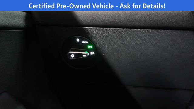 Certified 2025 Volkswagen Taos SE AWD/4WD image 27