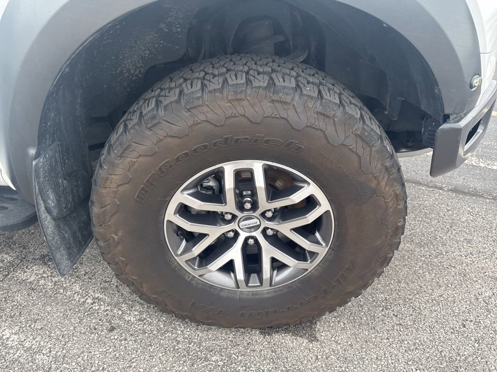 Used 2018 Ford F150 Raptor w/ Equipment Group 802A Luxury AWD/4WD image 45