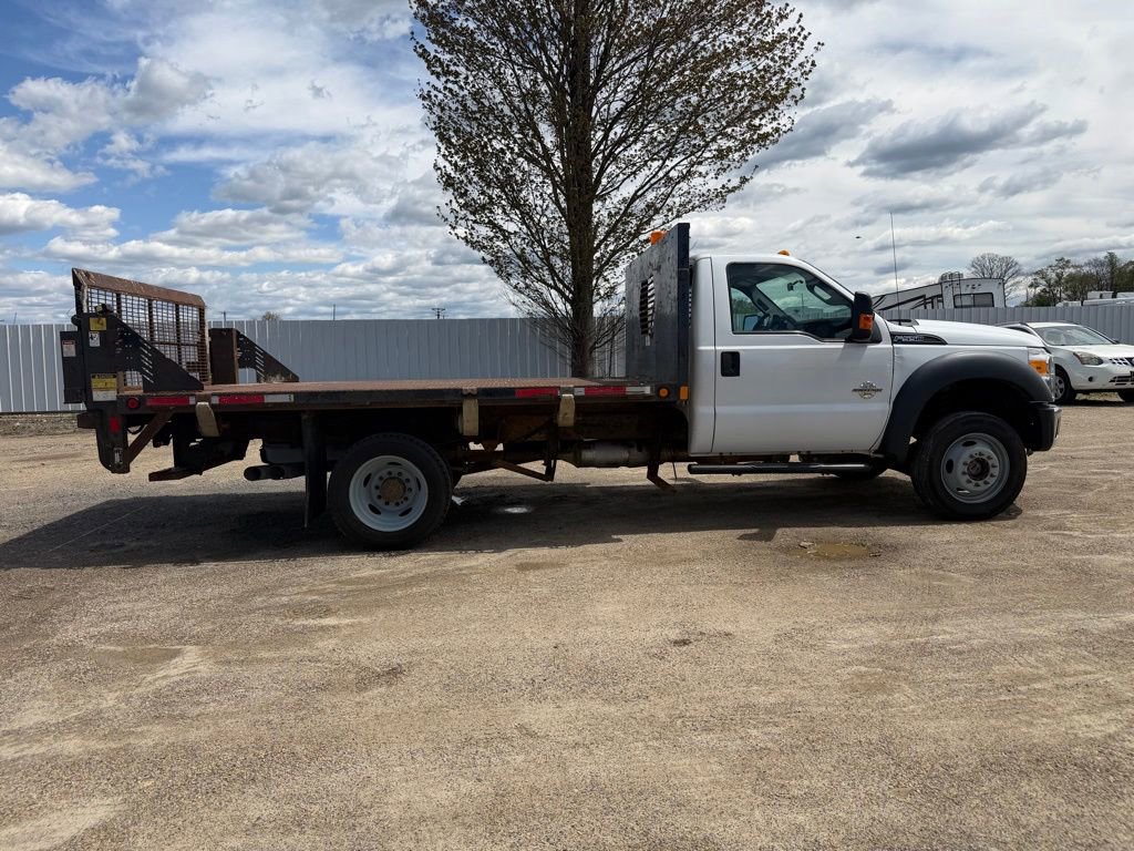 Used 2016 Ford F550 4x4 Regular Cab Super Duty image 6
