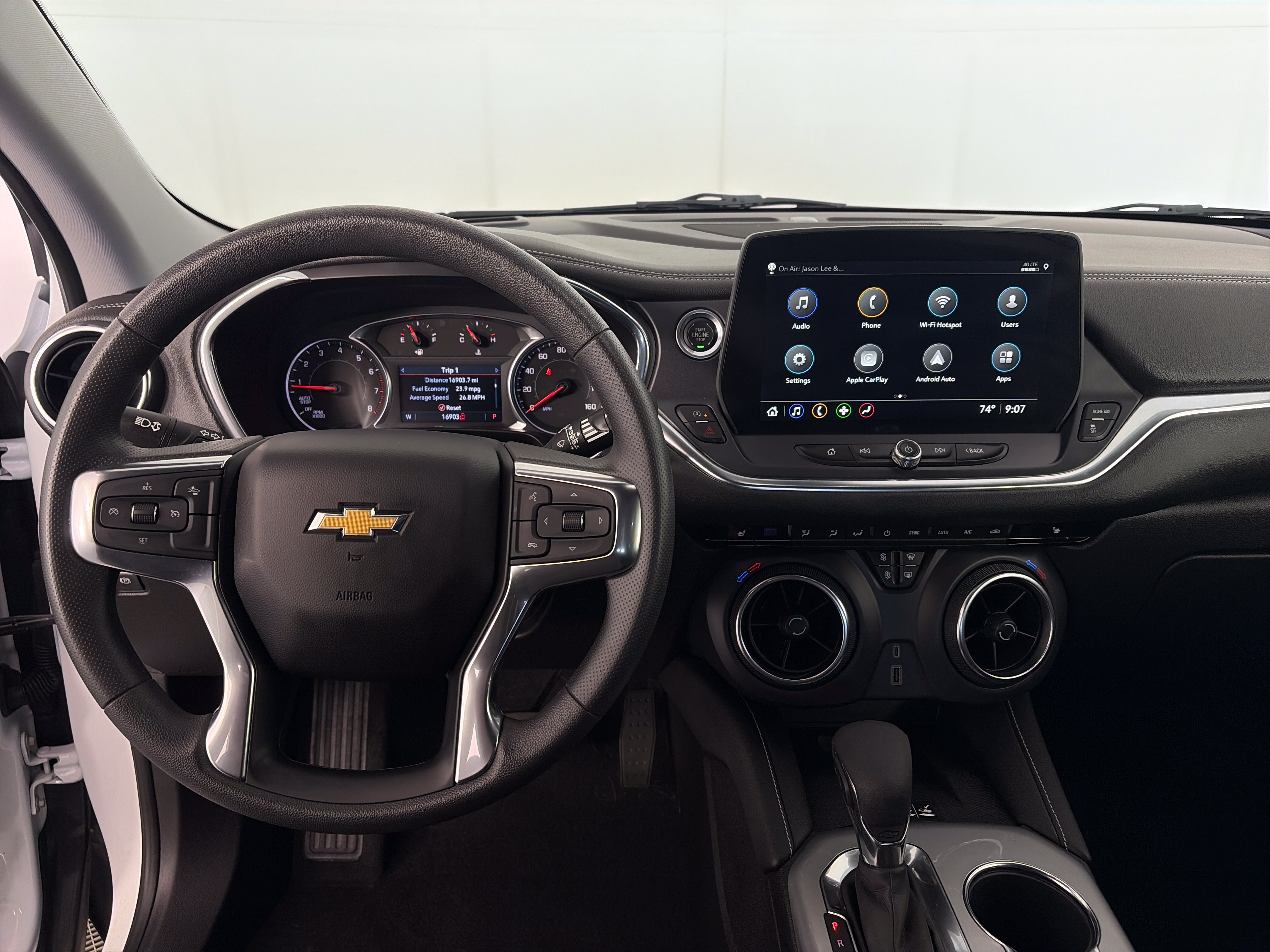 Certified 2024 Chevrolet Blazer LT w/ Convenience Package AWD/4WD image 3