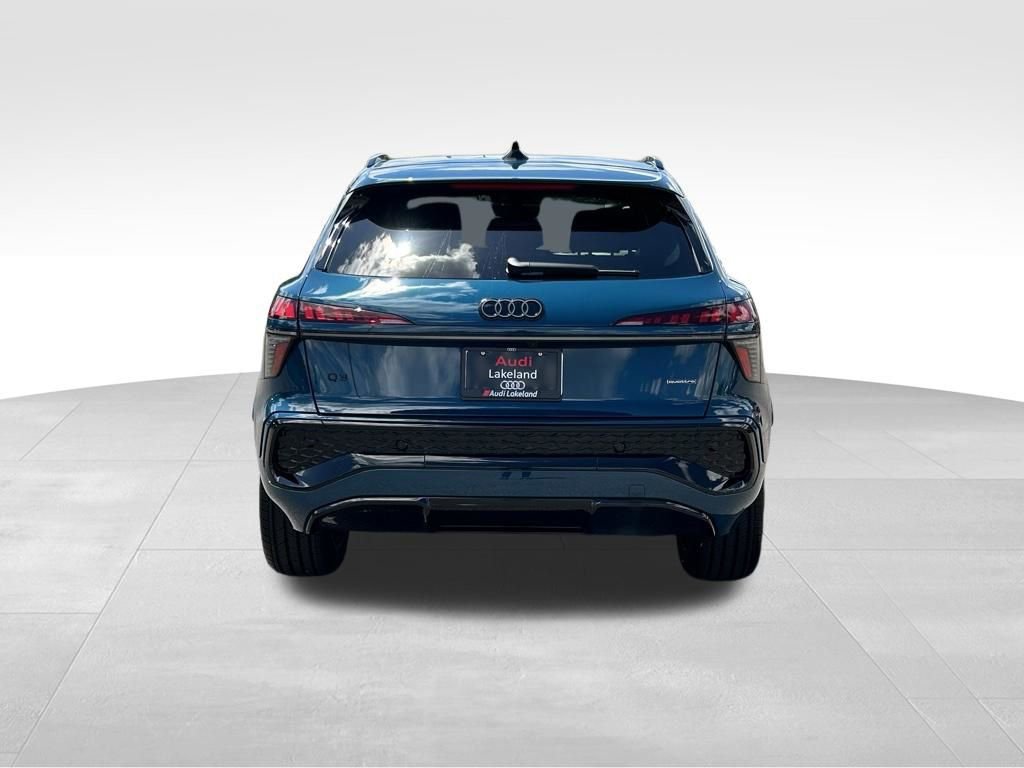 New 2026 Audi Q3 quattro 2.0T AWD/4WD image 4