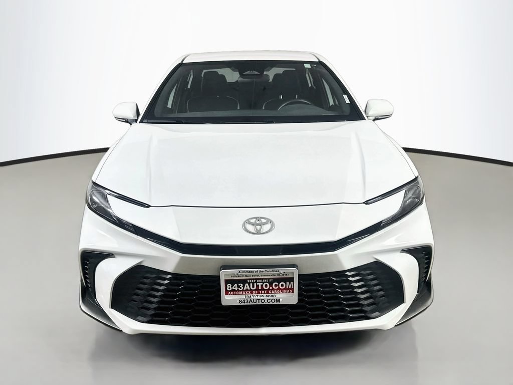 Used 2026 Toyota Camry SE FWD image 2
