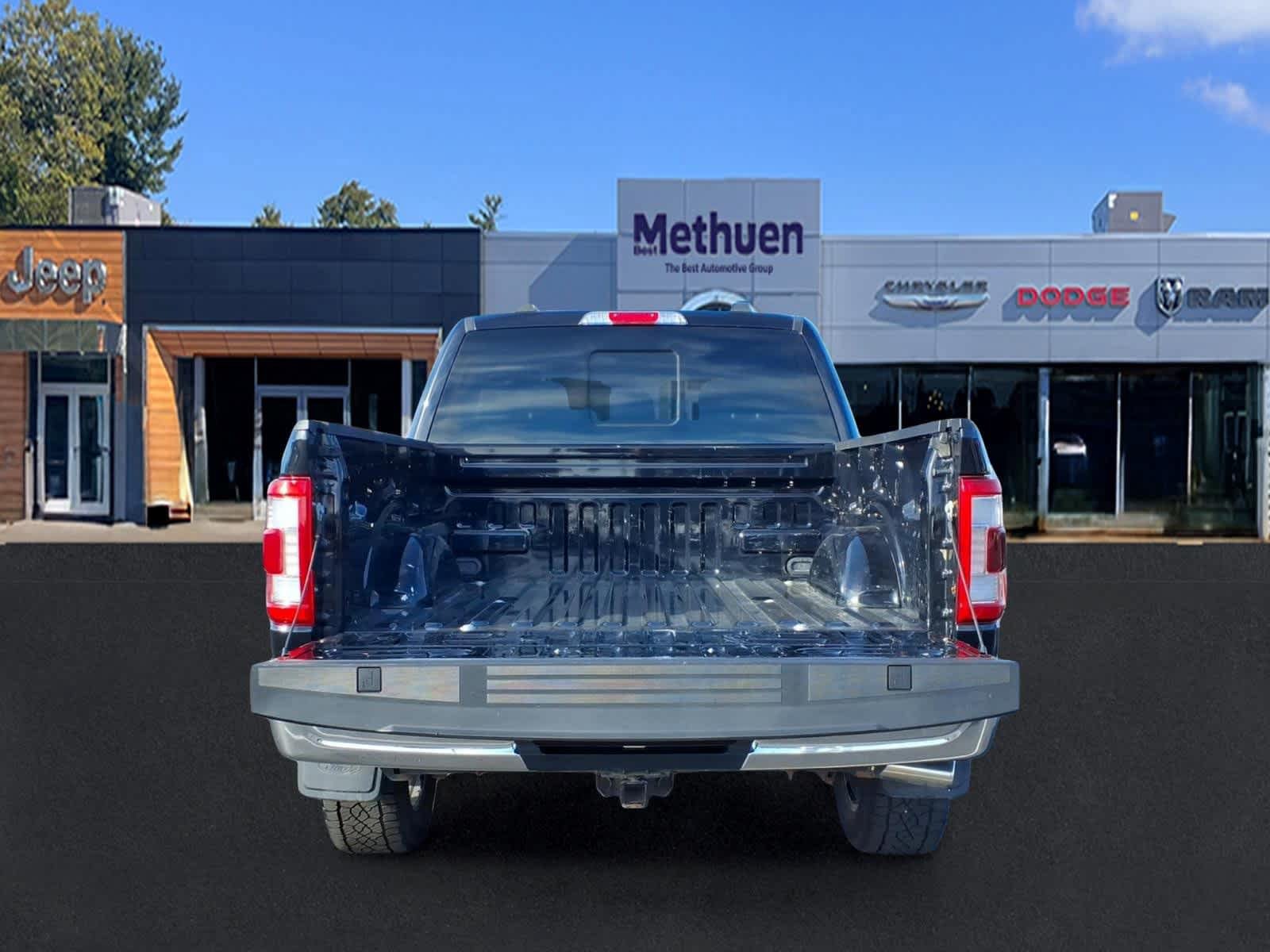 Used 2022 Ford F150 Lariat AWD/4WD image 6