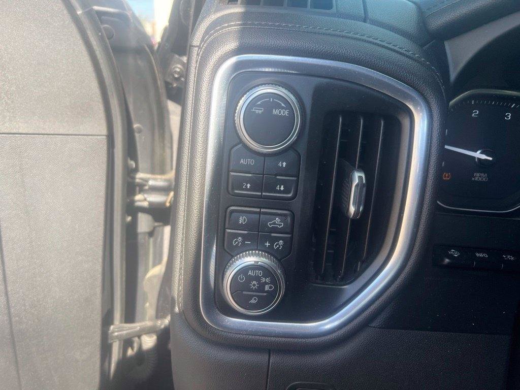 Used 2021 GMC Sierra 3500 Denali w/ Denali Ultimate Package AWD/4WD image 7