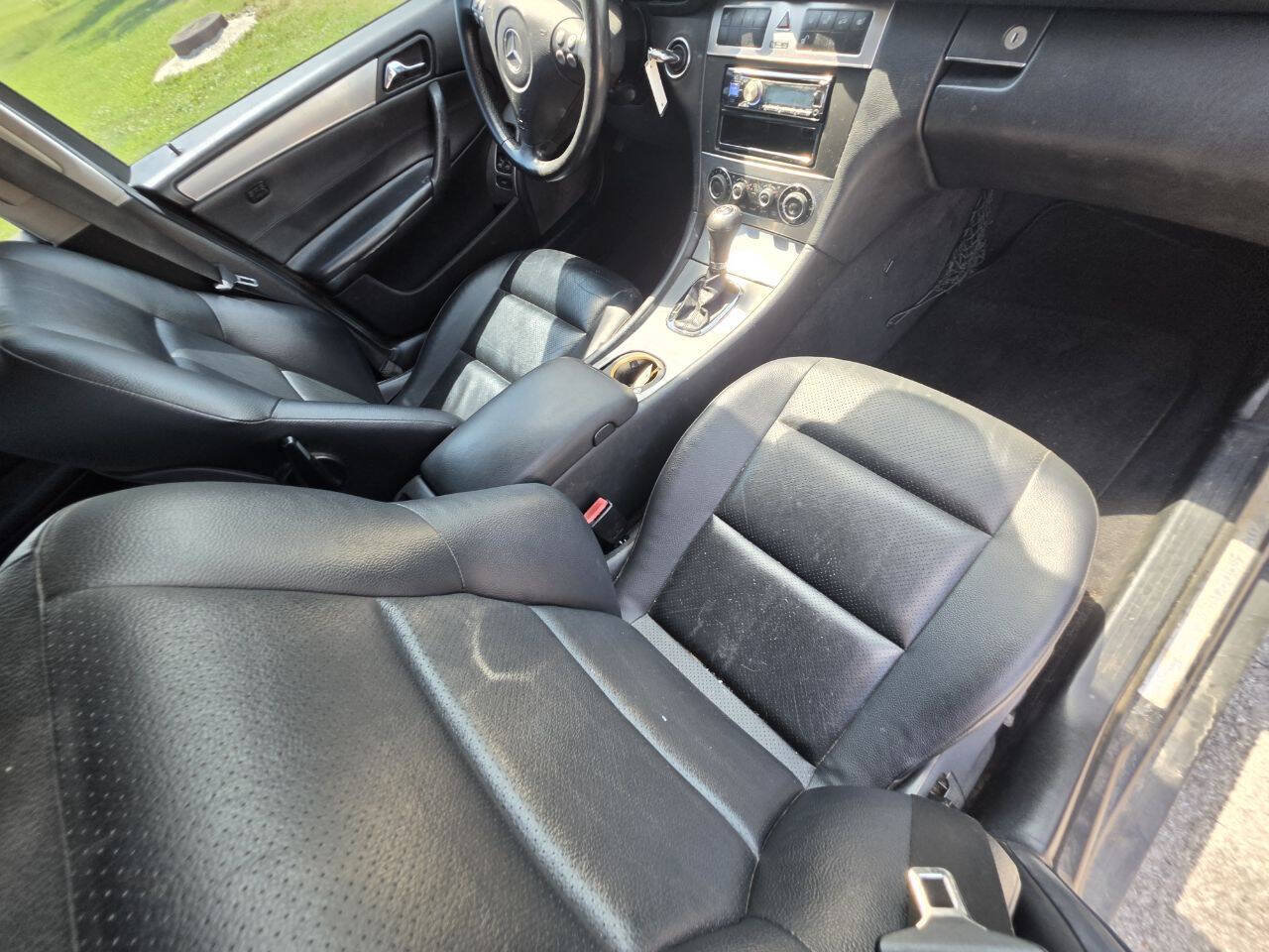 Used 2005 Mercedes-Benz C 230 Sedan image 4