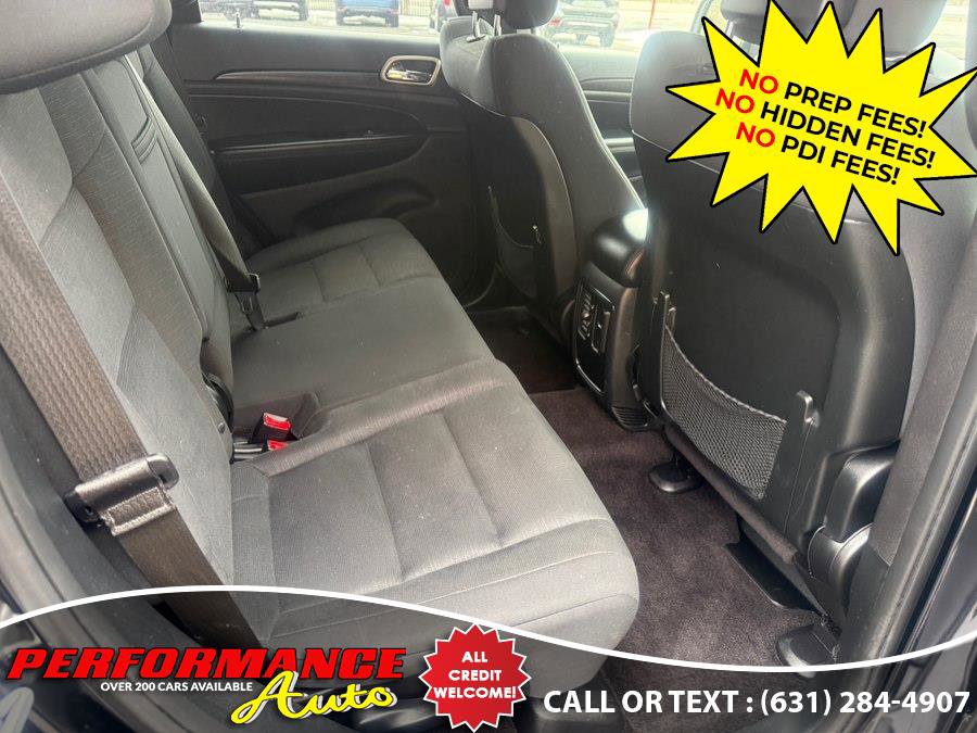 Used 2017 Jeep Grand Cherokee Laredo w/ Quick Order Package 23E AWD/4WD image 17