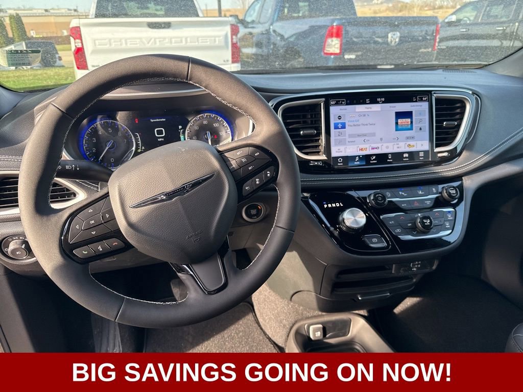 New 2026 Chrysler Pacifica Select w/ S Appearance Package image 14