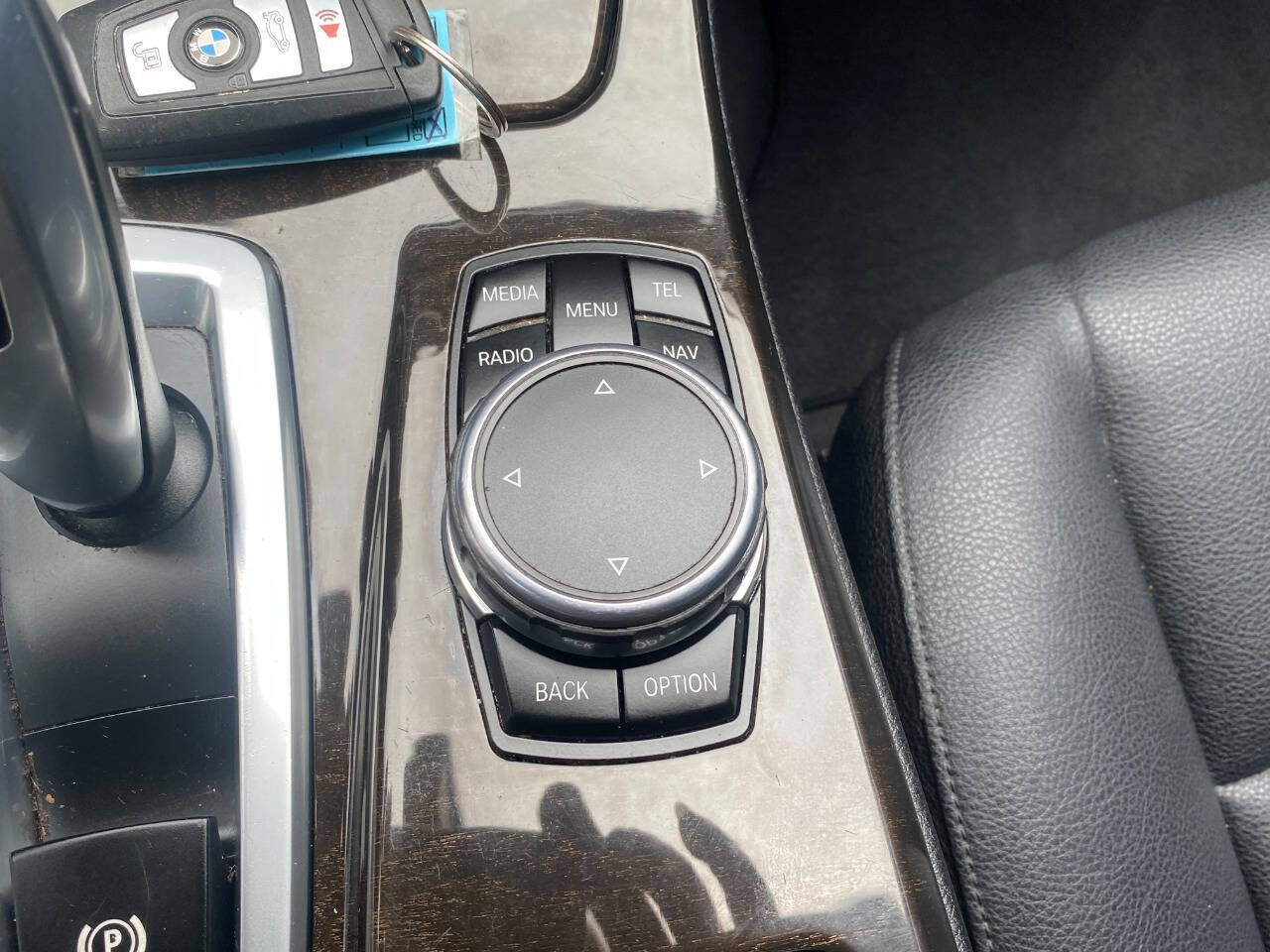 Used 2015 BMW 528i xDrive Sedan AWD/4WD image 38