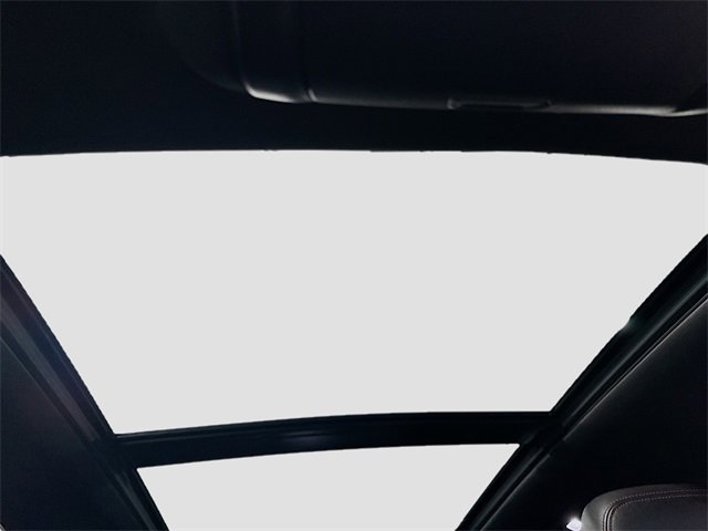 Used 2022 Chevrolet Equinox RS w/ Infotainment Package image 25