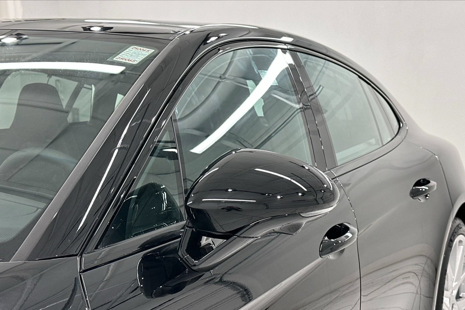 Certified 2025 Porsche Panamera 4 AWD/4WD image 15