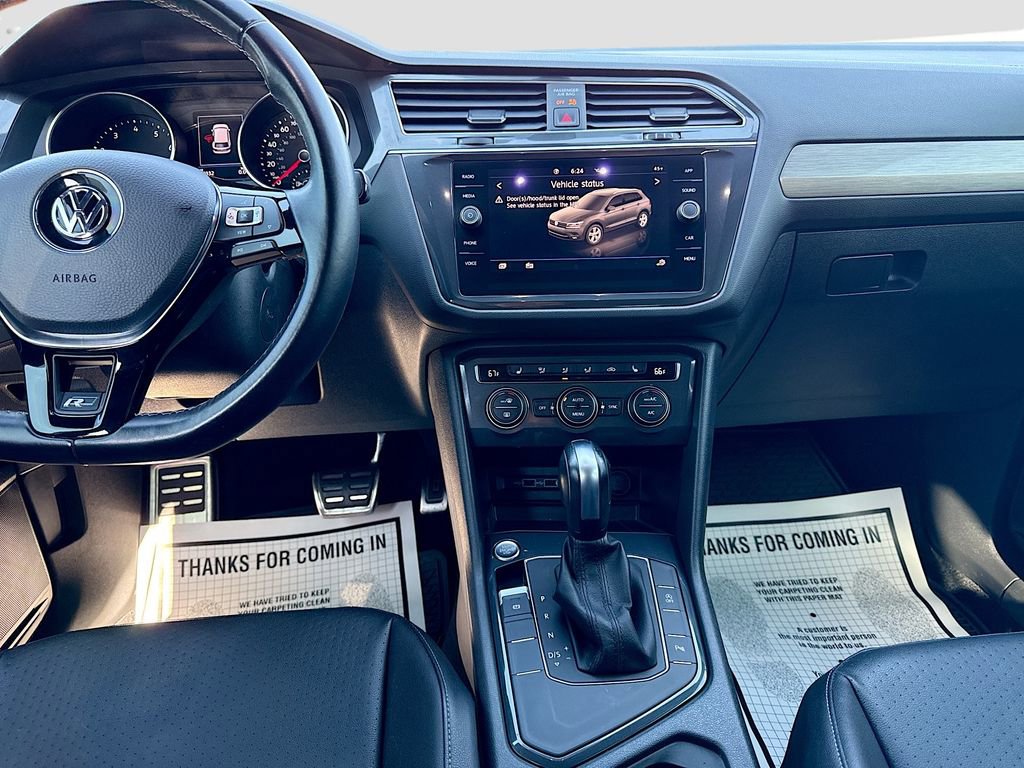 Used 2020 Volkswagen Tiguan SE R-Line image 17