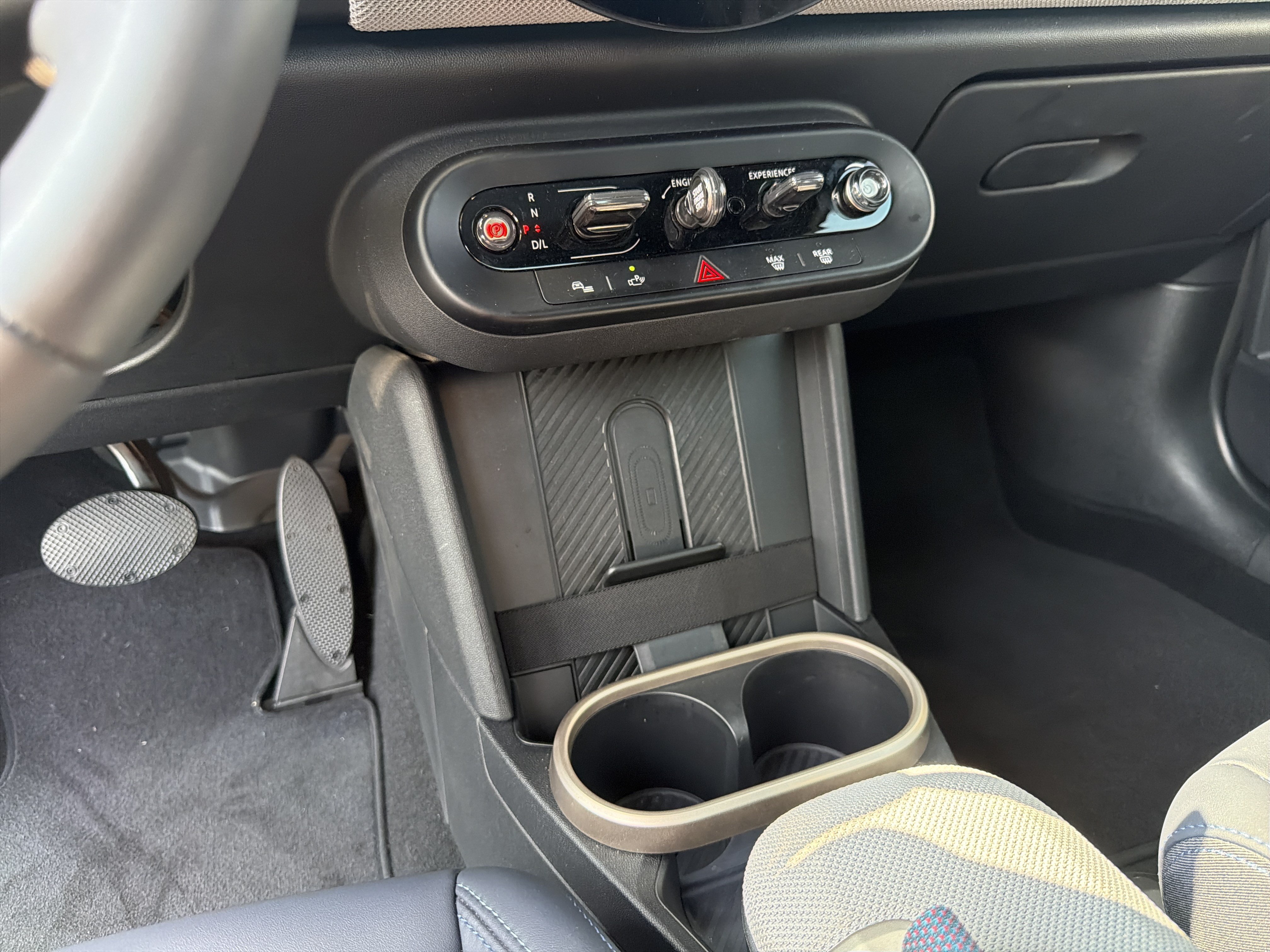 Used 2025 MINI Cooper S FWD image 31