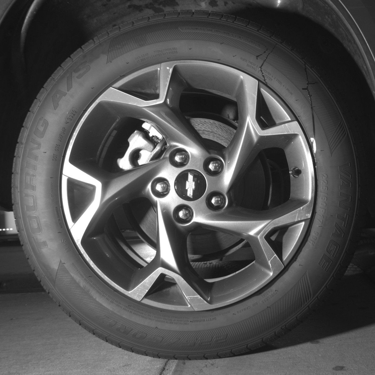 Used 2025 Chevrolet Trax LT FWD image 15