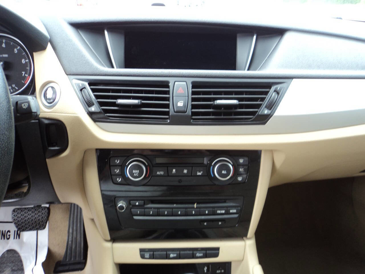 Used 2013 BMW X1 sDrive28i w/ Premium Pkg RWD image 14