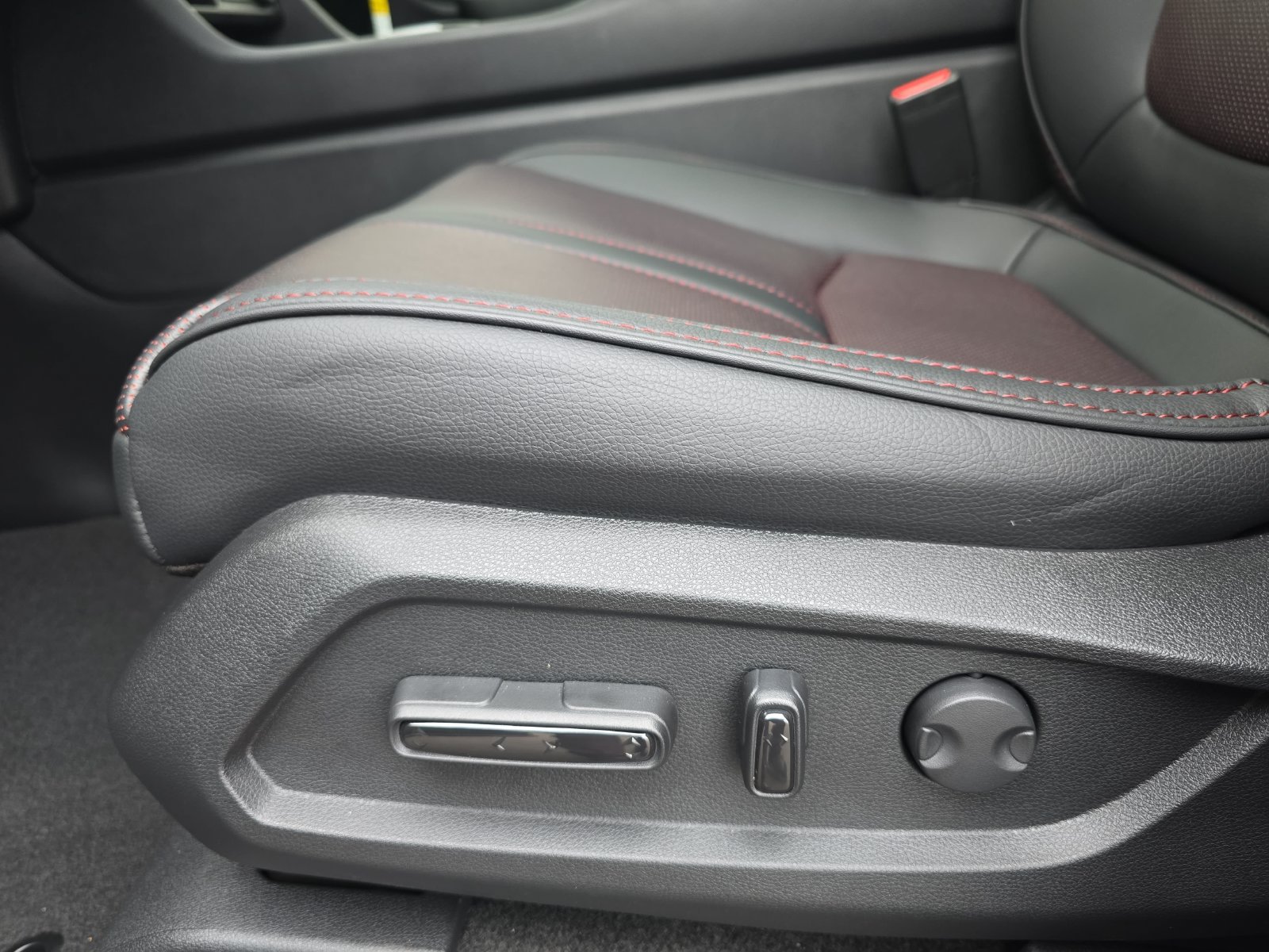 New 2026 Honda Pilot Black Edition image 29