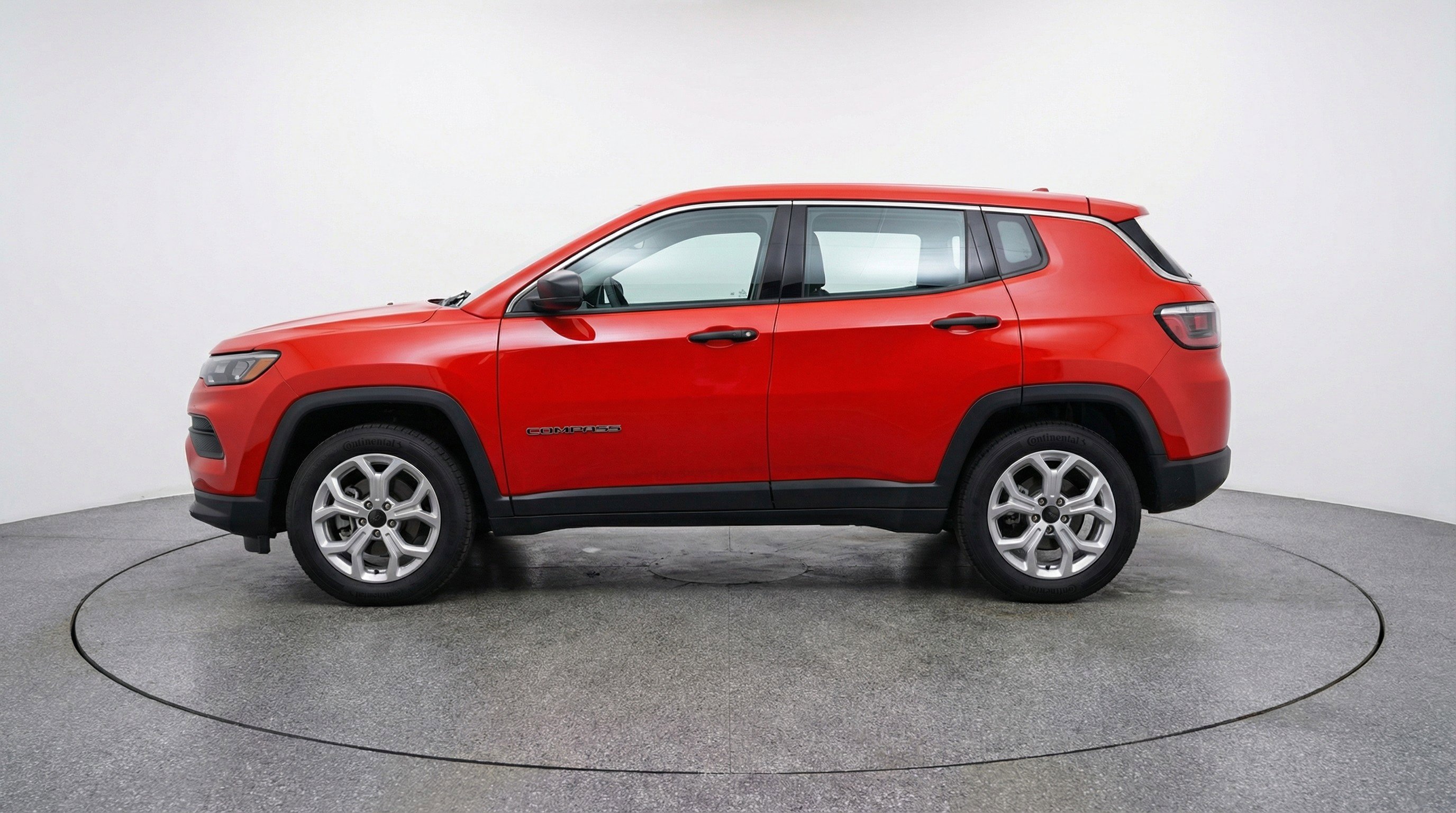 Used 2025 Jeep Compass Latitude image 5