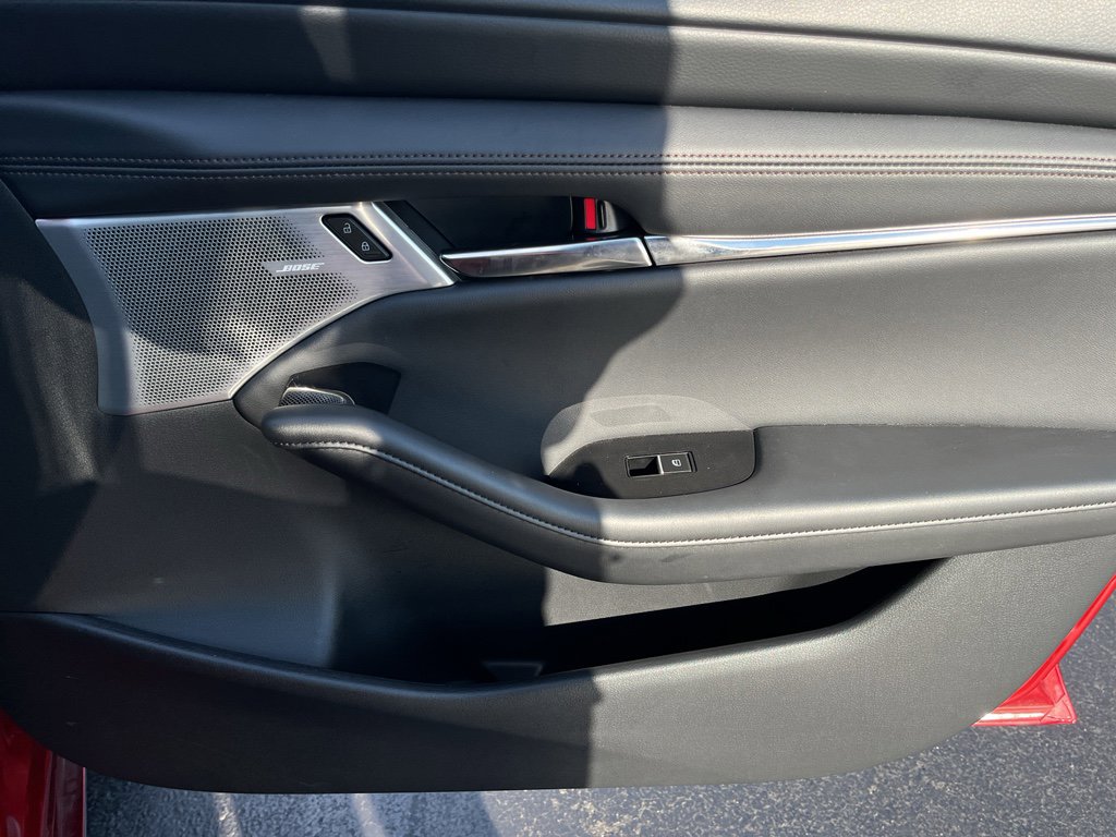 Certified 2025 MAZDA MAZDA3 Hatchback w/Premium Plus Pkg image 32