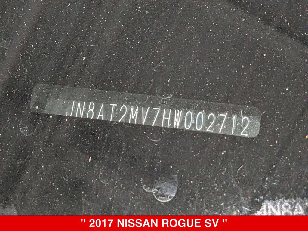 Used 2017 Nissan Rogue SV AWD/4WD image 35