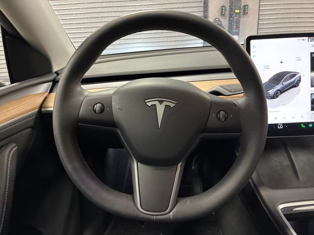 Used 2023 Tesla Model Y Long Range AWD/4WD image 14