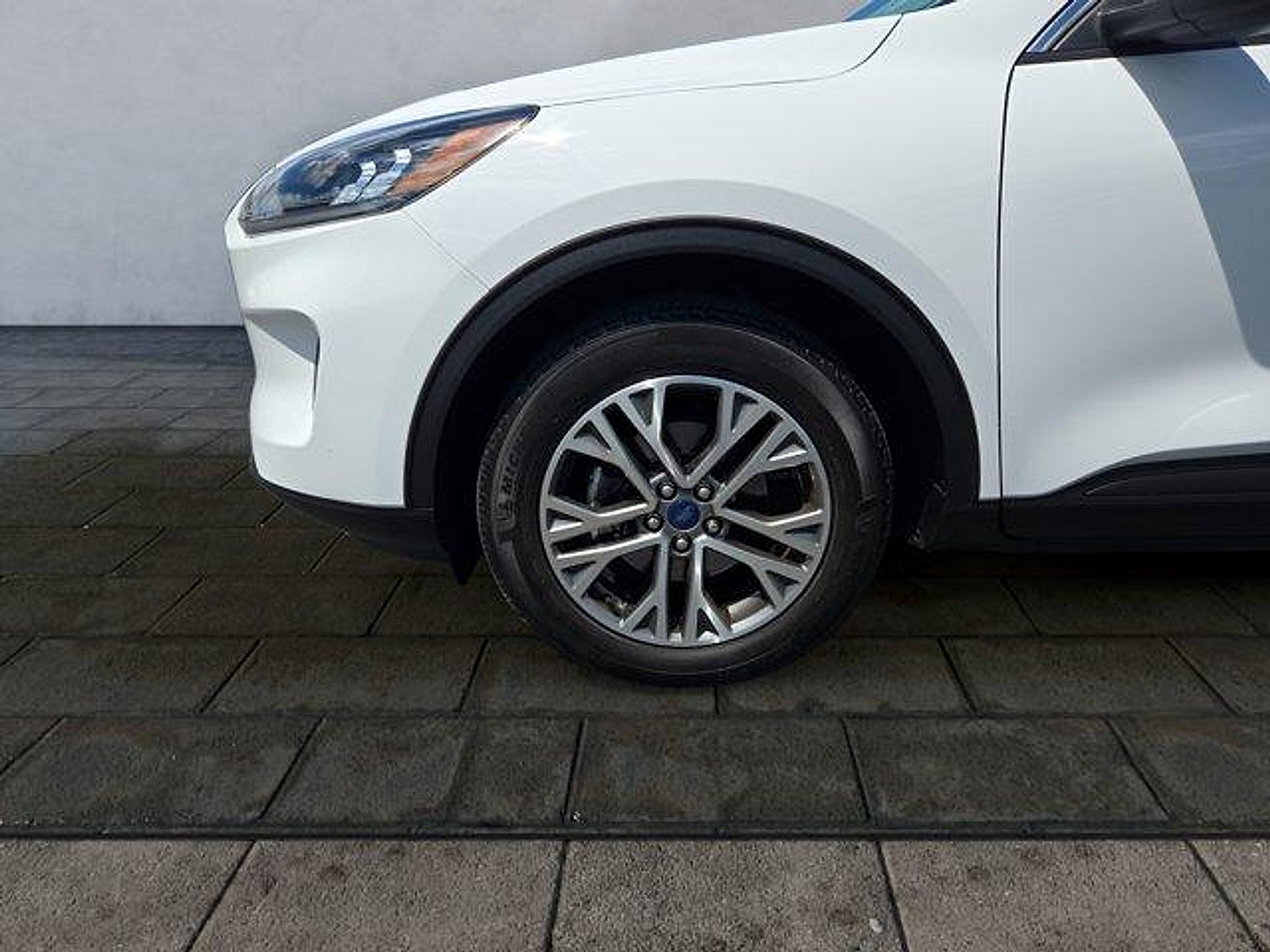 Certified 2022 Ford Escape SEL AWD/4WD image 26