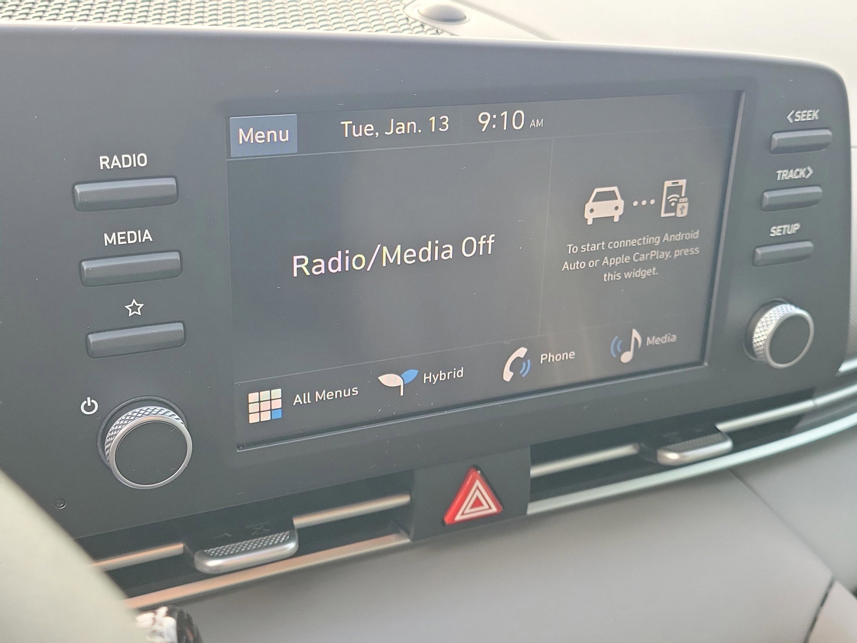 Used 2025 Hyundai Elantra Hybrid FWD image 13
