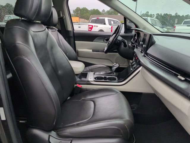 Used 2022 Kia Carnival LX image 27