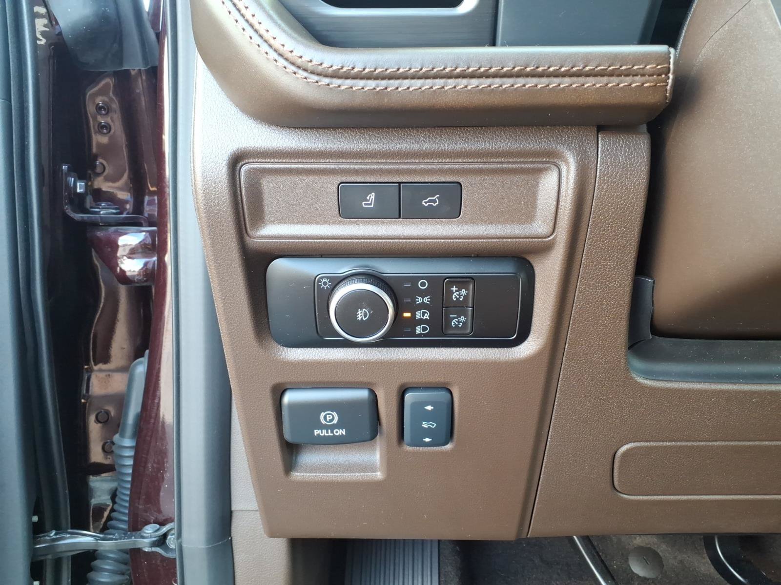 Used 2024 Ford Expedition King Ranch AWD/4WD image 15