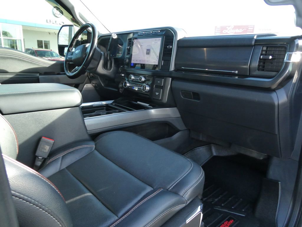 Used 2023 Ford F350 Lariat w/ Lariat Ultimate Package image 14
