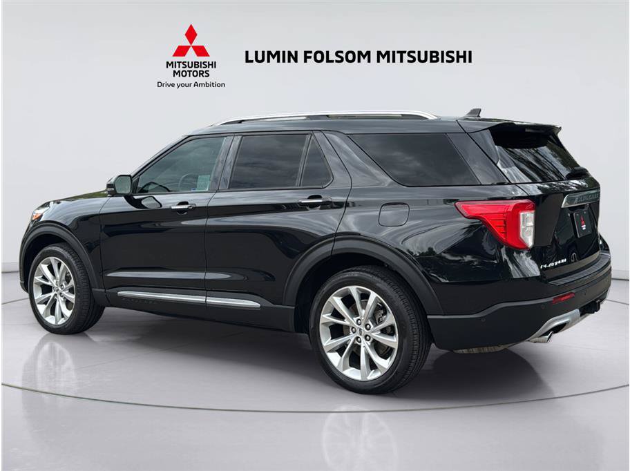 Used 2021 Ford Explorer Platinum AWD/4WD image 3