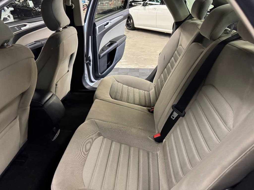 Used 2019 Ford Fusion S image 42