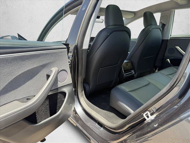 Used 2025 Tesla Model 3 Long Range RWD image 19