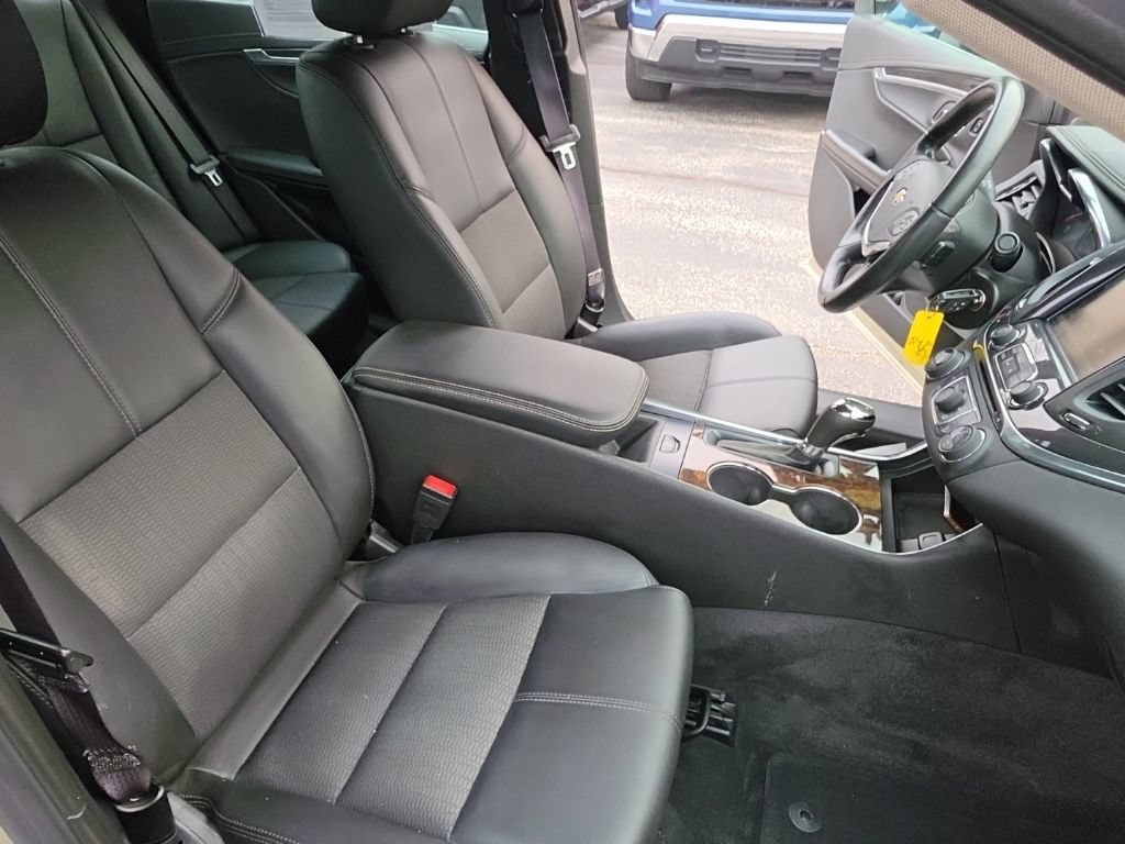 Certified 2015 Chevrolet Impala LT FWD image 24