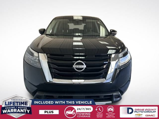 Used 2025 Nissan Pathfinder SL image 11