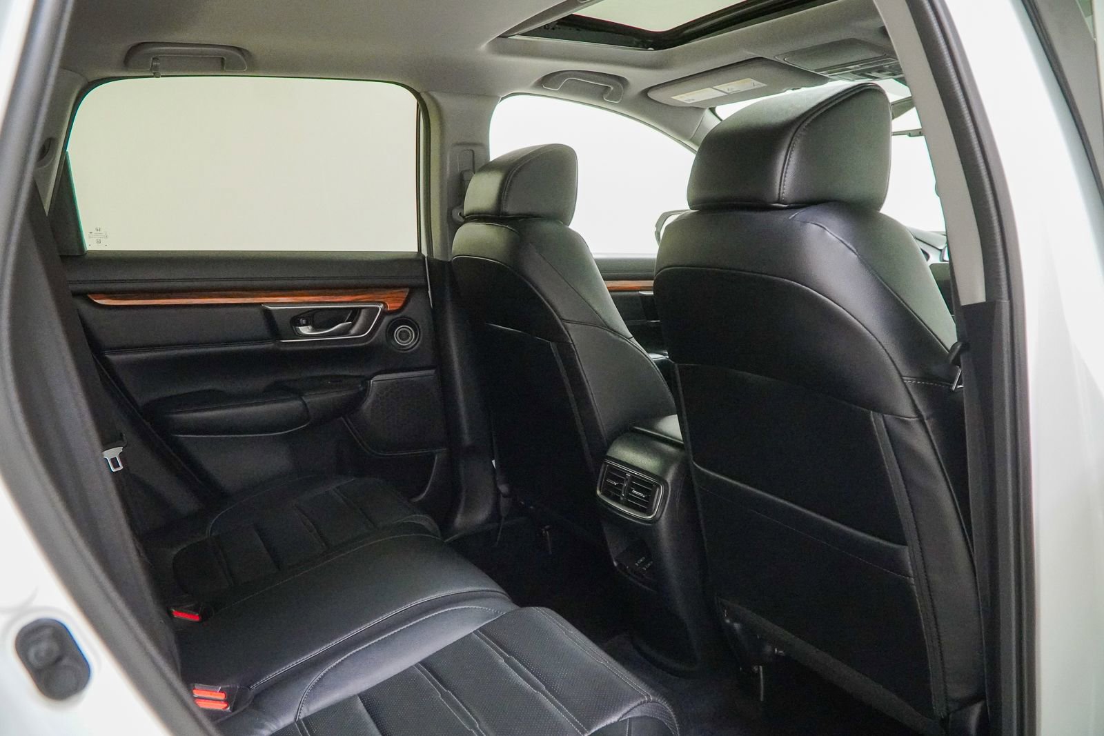 Used 2021 Honda CR-V Touring image 37