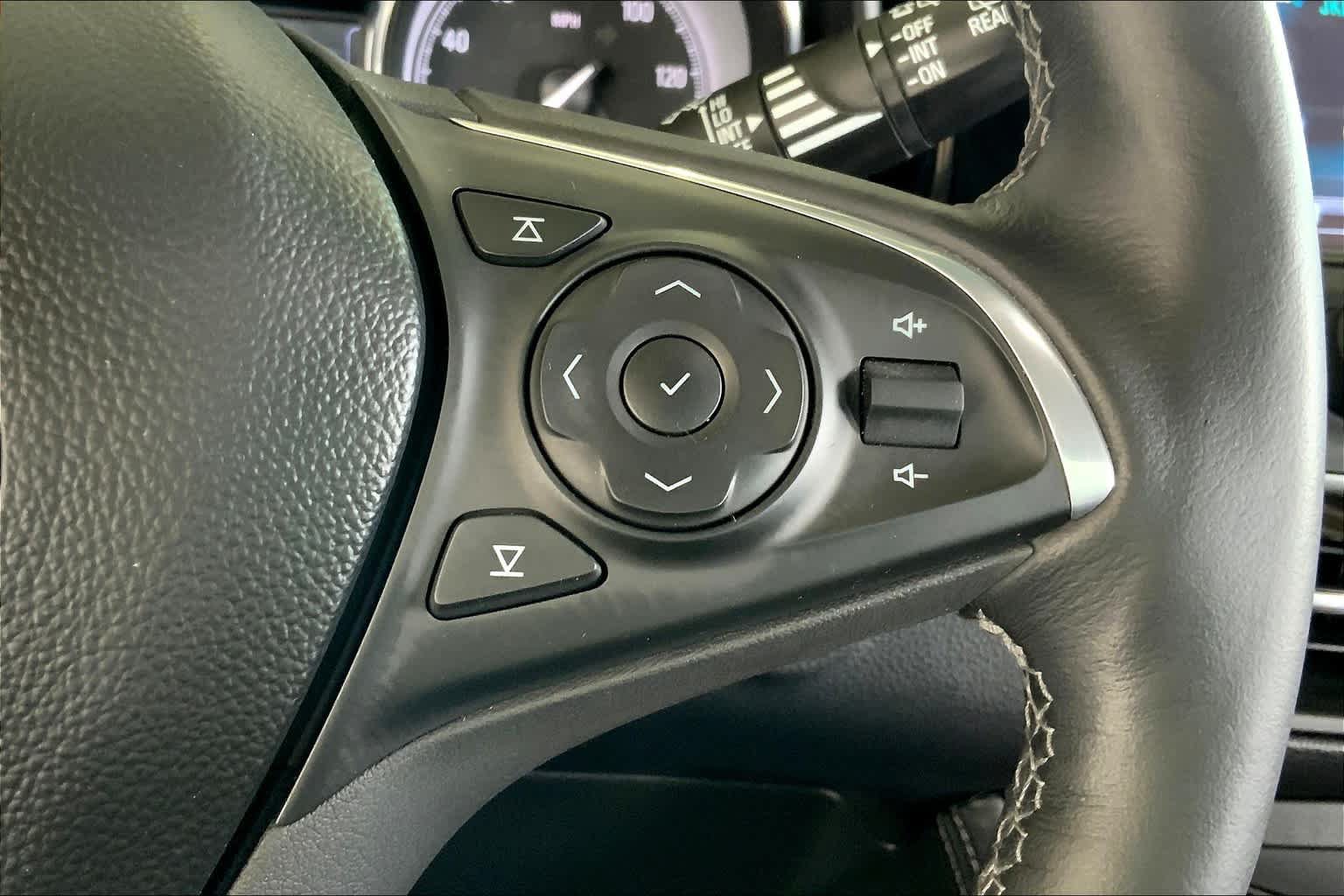 Used 2020 Buick Envision Essence w/ Experience Buick Package FWD image 25