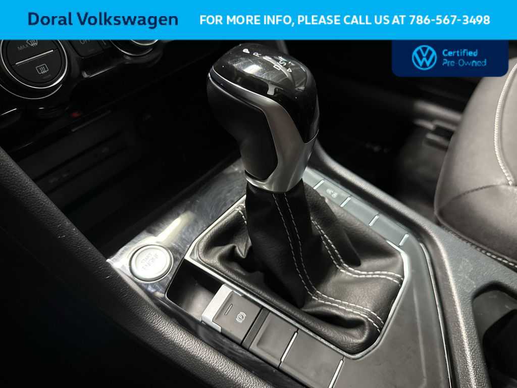 Certified 2024 Volkswagen Taos SE FWD image 21