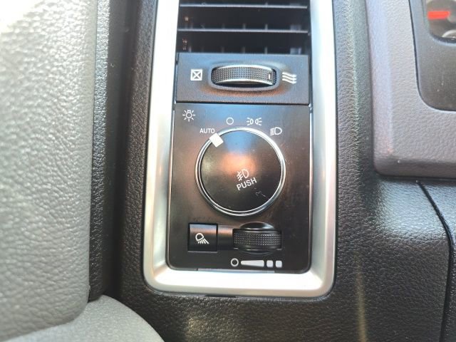 Used 2020 RAM 1500 Classic Warlock image 11