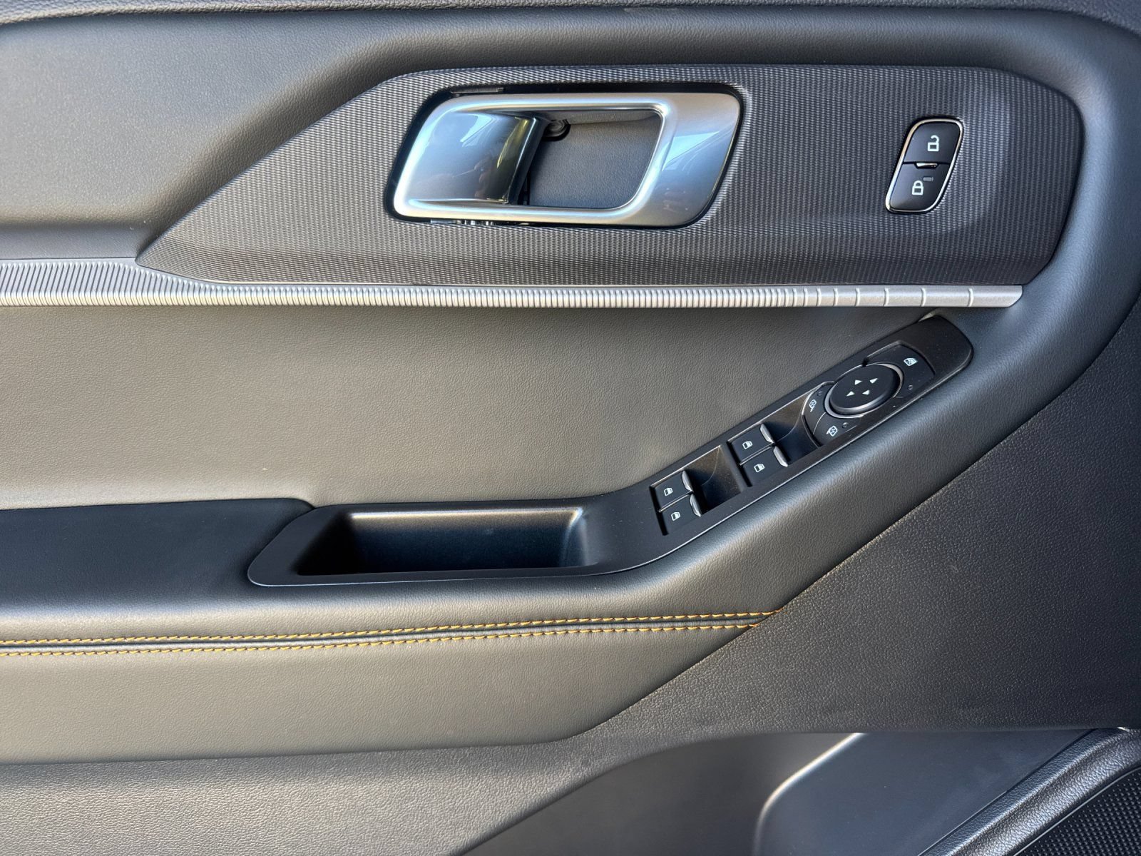 New 2026 Ford Explorer Tremor AWD/4WD image 10