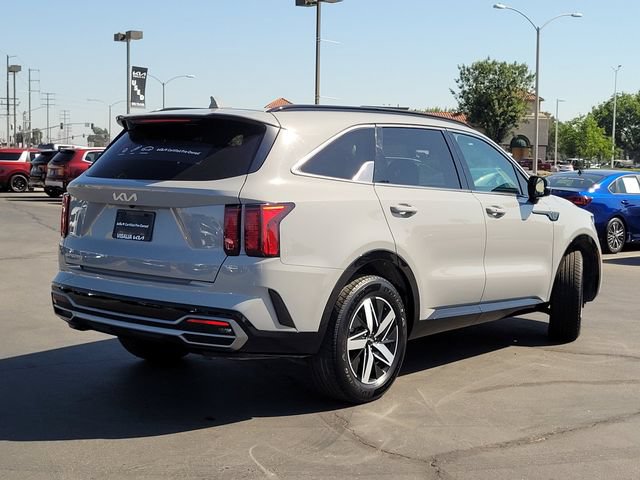 Certified 2023 Kia Sorento EX w/ Panoramic Sunroof Package FWD image 6