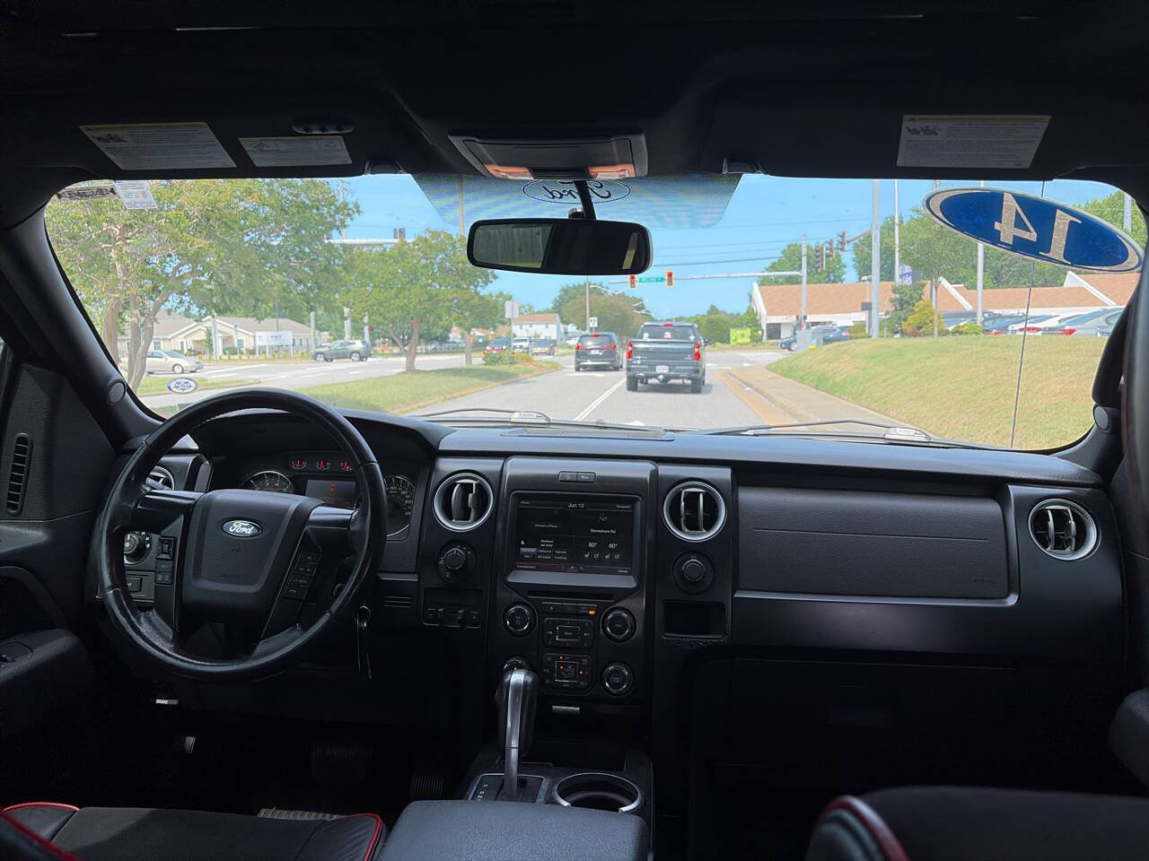 Used 2014 Ford F150 FX4 w/ Equipment Group 402A Luxury AWD/4WD image 25