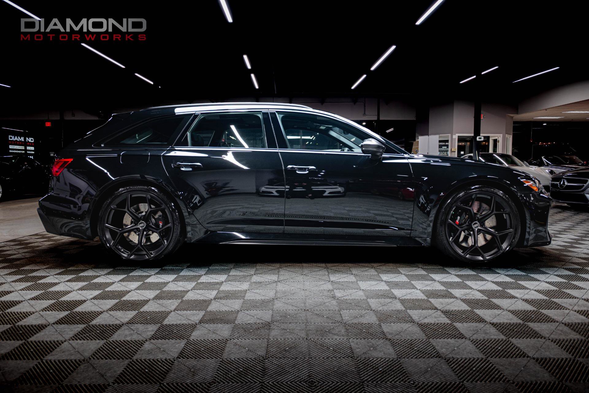 Used 2024 Audi RS 6 performance image 28