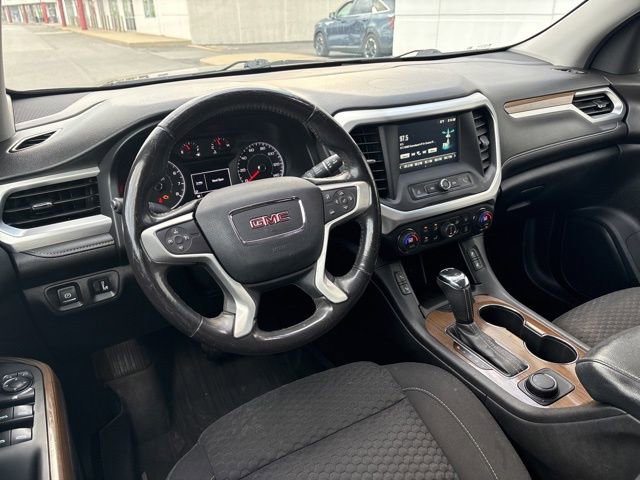 Used 2019 GMC Acadia SLE FWD image 25