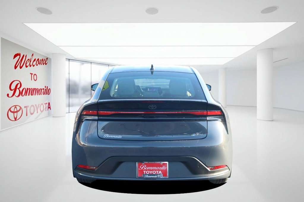 New 2026 Toyota Prius LE image 6