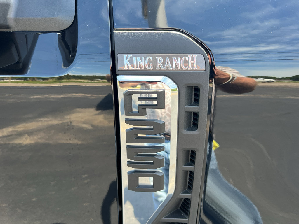 Used 2025 Ford F250 King Ranch w/ Chrome Package AWD/4WD image 13
