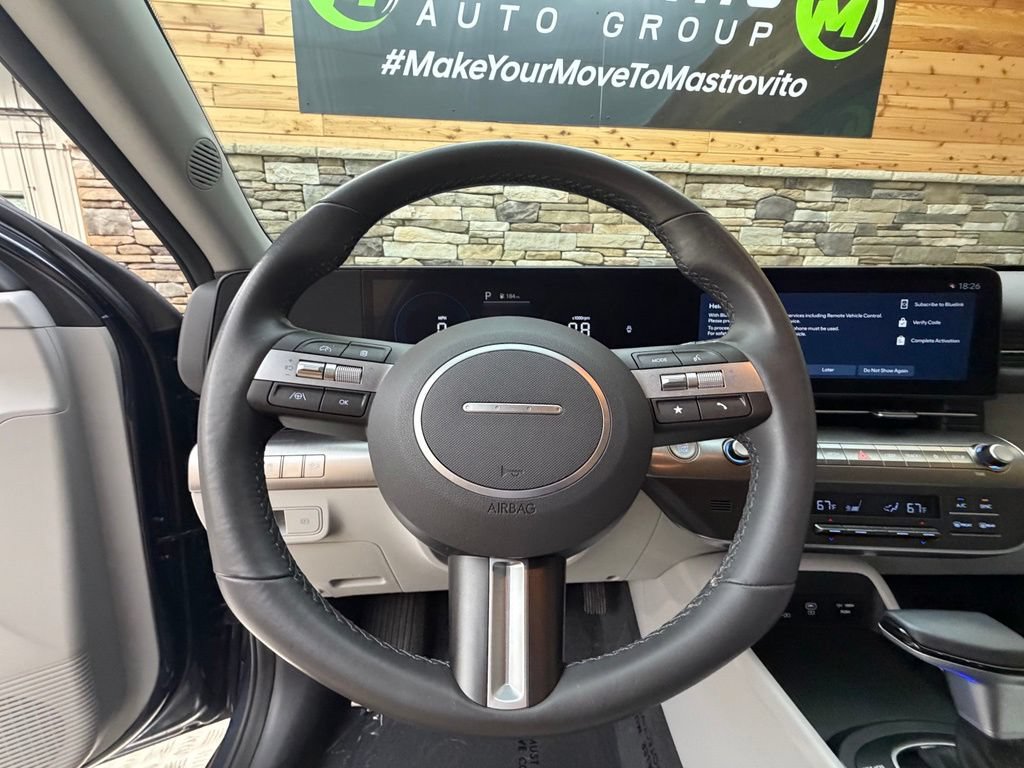 Used 2024 Hyundai Kona SEL AWD/4WD image 36