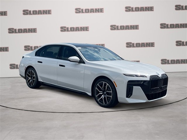 New 2026 BMW 750e xDrive image 7