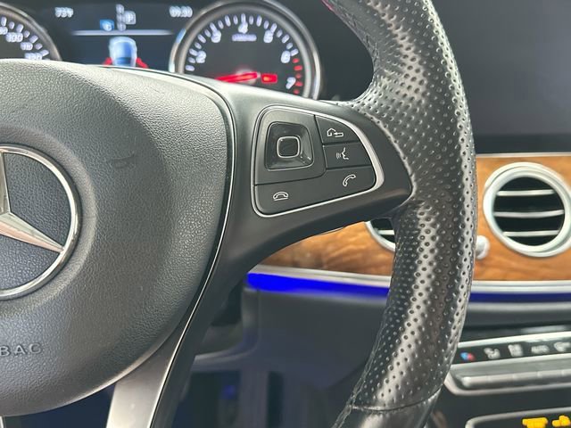 Used 2017 Mercedes-Benz E 300 4MATIC w/ Premium 2 Package image 10