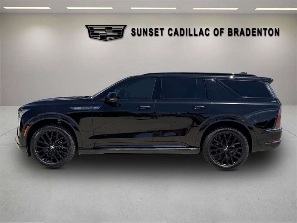 New 2026 Cadillac Escalade IQL Sport 2 w/ LPO, ONYX Package AWD/4WD image 39